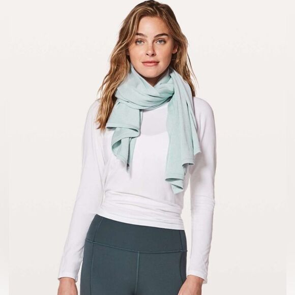 Lululemon Rejuvenate Transformational Cashmere Blend Wrap Scarf - Picture 1 of 9